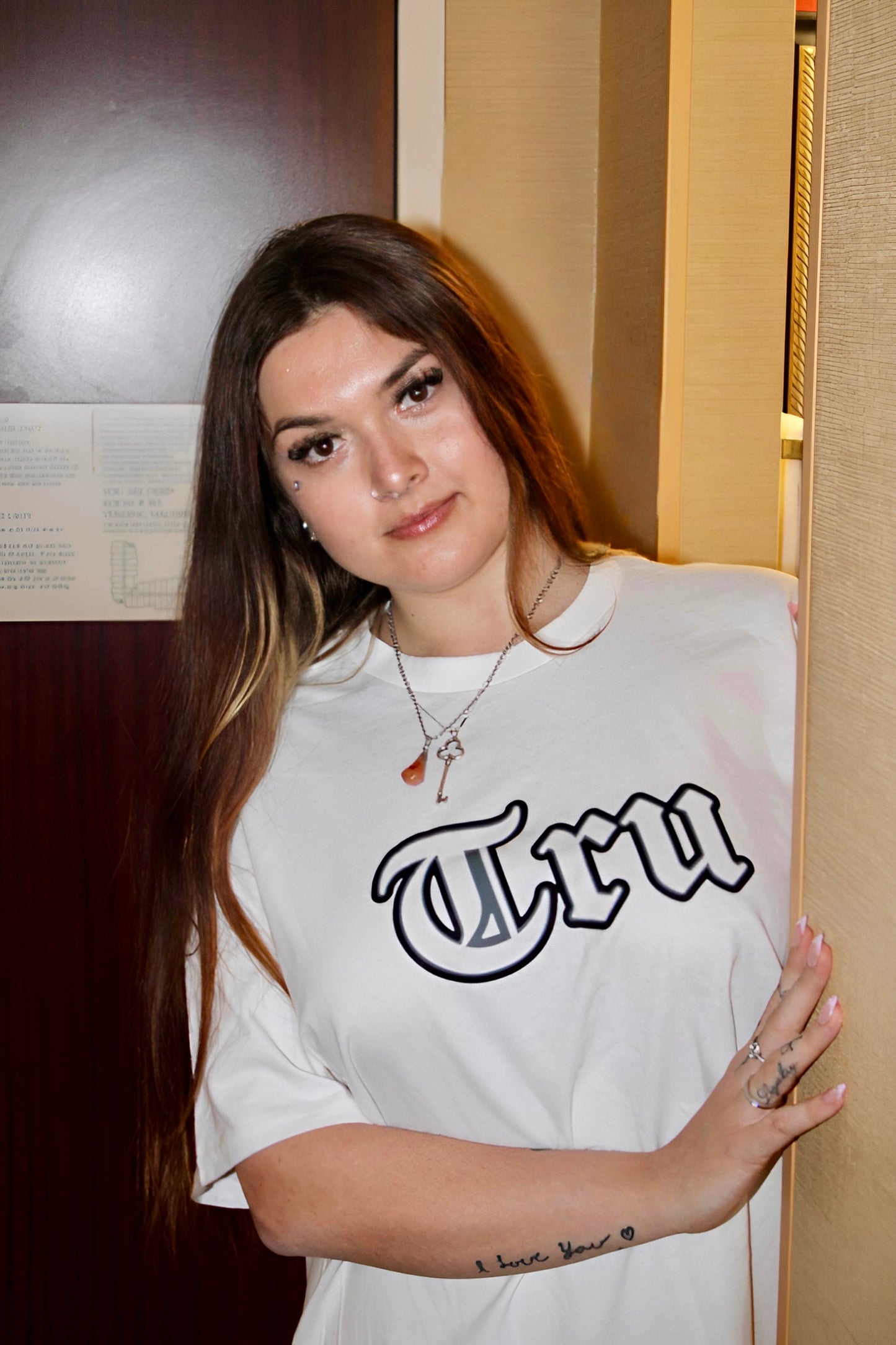 UNISEX STAY TRU TEE (TRU TO HAWAII)